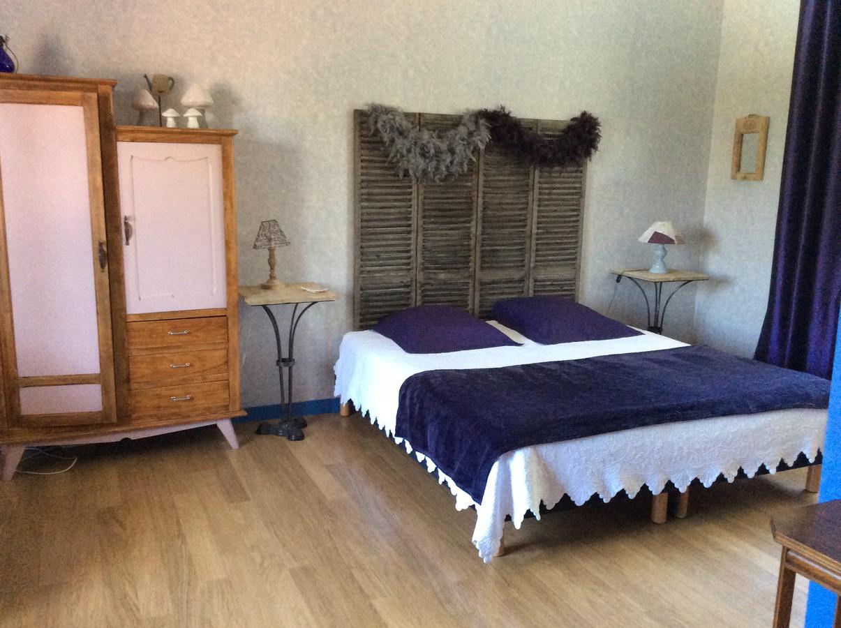 Bed and Breakfast Le Relais Du Grand Logis à Civrieux Extérieur photo